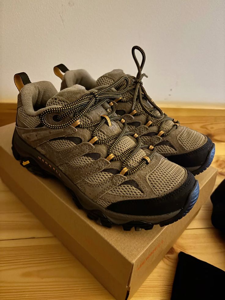 Stunning Merrell Men's Moab 3 Hiking Shoe 2026
